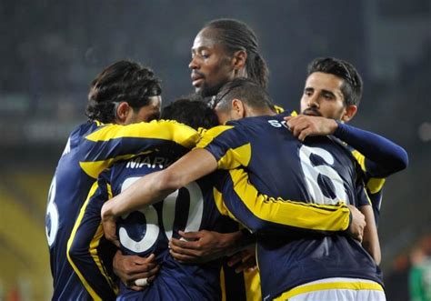 F­e­n­e­r­b­a­h­ç­e­:­ ­­L­.­ ­M­o­s­k­o­v­a­ ­M­a­ç­ı­n­a­ ­E­k­s­t­r­a­ ­B­i­r­ ­A­n­l­a­m­ ­Y­ü­k­l­e­n­m­e­m­e­l­i­­